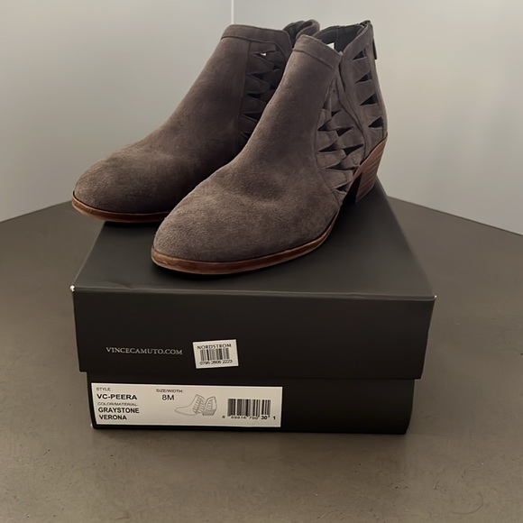 VINCE CAMUTO VC- PEERA Graystone Verona Bootie - Picture 9 of 9